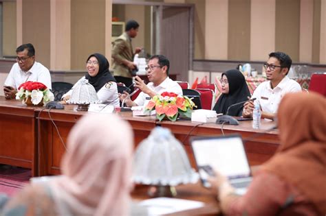 Ppid Makassar Presentasi Keterbukaan Informasi Publik Di Hadapan Ki Sulsel