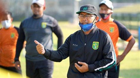 Aji Santoso Pelatih Persebaya Incar Pemain Asing Asia Yang Belum