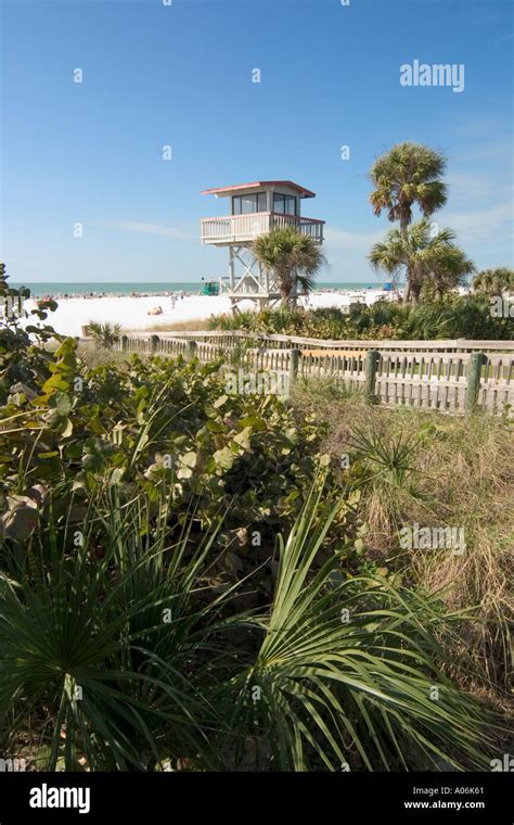 Siesta Key Beach Lifeguard Tower Hi Res Stock Photography And Images