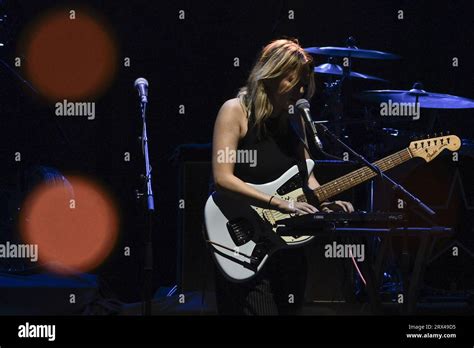 Paul weller tour 2023 hi-res stock photography and images - Alamy