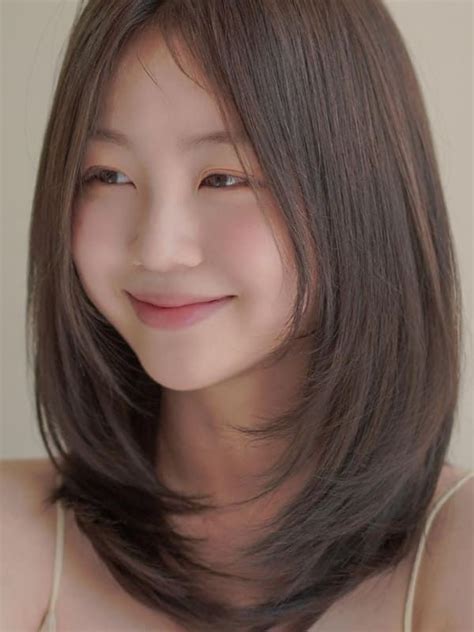 Trendy Korean Shoulder Length Hairstyles And Haircuts To Inspire