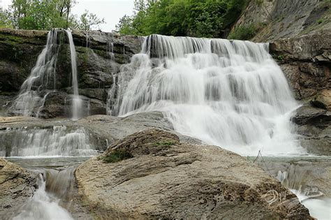 10 лесно достъпни водопада в България Уикенд Peikabg