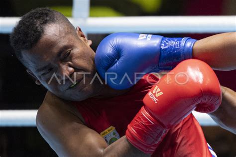 Semi Final Tinju Kelas Menengah Putra Kg Antara Foto