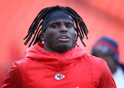 Tyreek Hill wont face charges over child abuse allegations