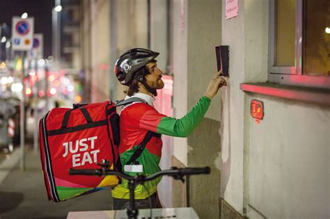 Vittoria Storica Dei Rider Just Eat In Mila Verranno Assunti Come