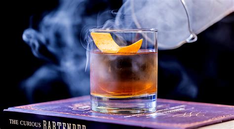 The Best Whiskeys For Old Fashioneds, According To Bartenders