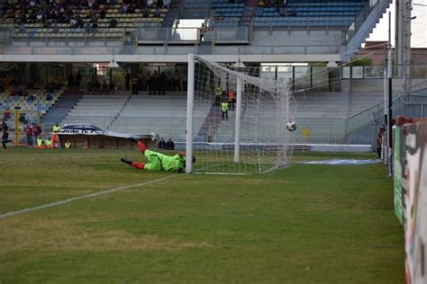 Foggia Acr Messina Risultato Finale Calcio Foggia