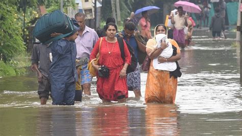 Dead In Floods Across Maharashtra Kerala Karnataka Weather