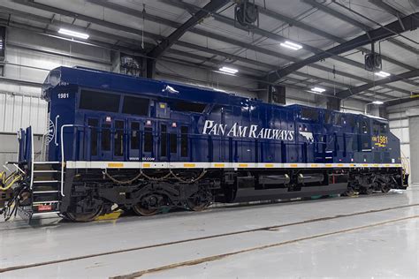 Csx Unveils Pan Am Heritage Locomotive Marking Completion Of Heritage