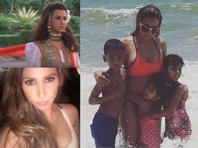 7 Hot Sexy Ritu Shivpuri Bikini Pics