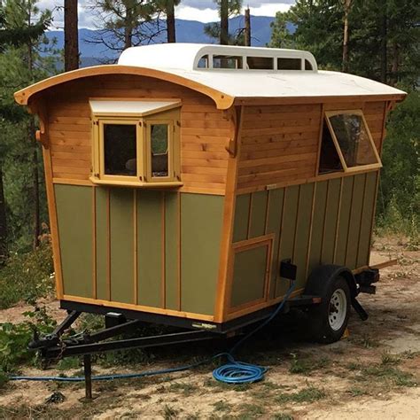 Andrew Out Of Leavenworth Wa Builds Some Amazing Gypsy Wagons Excited