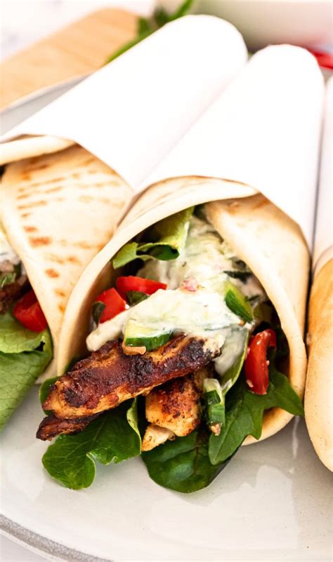 Greek Chicken Gyros With Tzatziki Sauce Yummy And Fully
