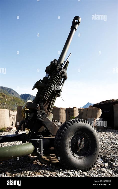 M119 howitzer hi-res stock photography and images - Alamy