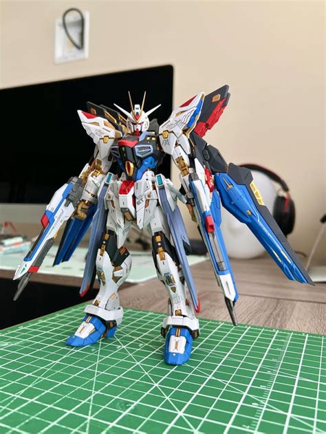 Strike Freedom Gundam