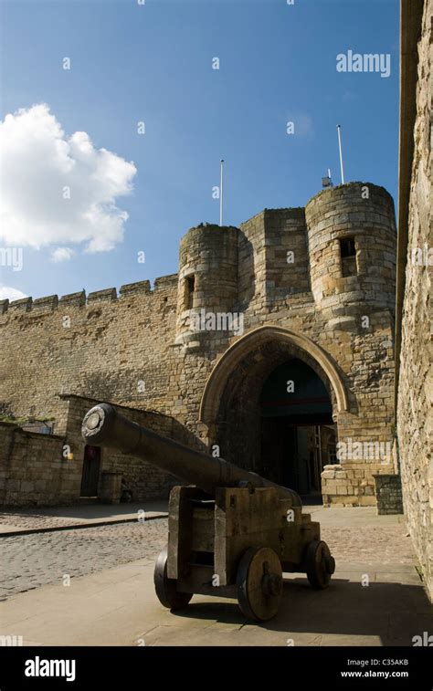 Lincoln Castle Lincoln Lincolnshire England Stock Photo Alamy