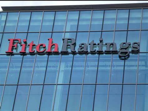 Fitch Rebaixa Nota Dos EUA De AAA Para AA