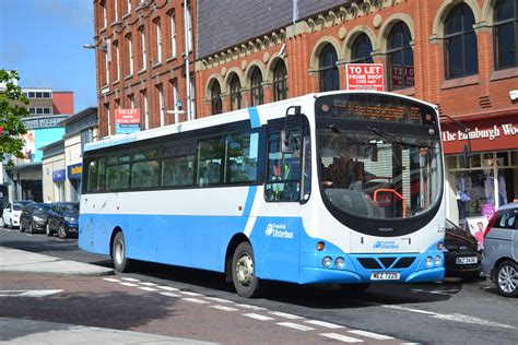 Translink Ulsterbus 225 MEZ7225 Seen In Portadown 14th Jun Flickr