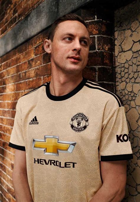 Adidas Pr Sente Les Maillots De Manchester United