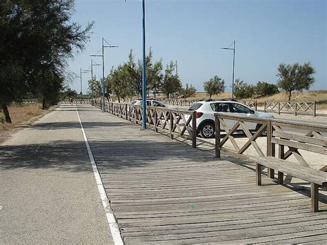 El Ayuntamiento Mejorar El Acerado De Madera De Las Carreteras De La