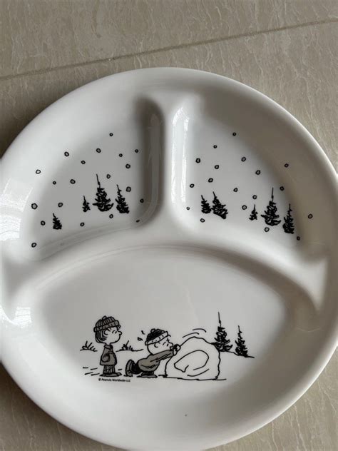 Limited Edition Corelle X Peanuts Snoopy Plates A Set Of 2