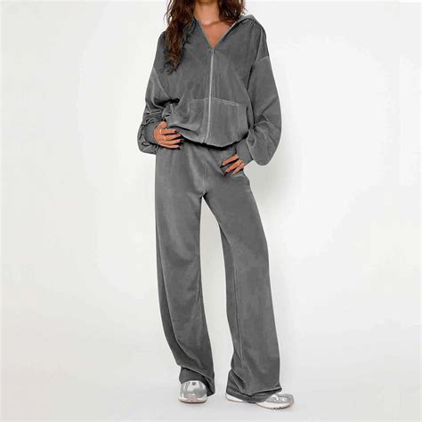 Frostluinai Velour Sweatsuits For Women Full Zip Oversized Hoodies High