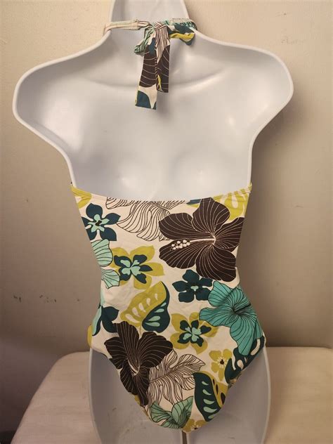 2 Bamboo Womens Multicolor Floral One Piece Halter Top Swimsuit Sz 10