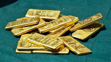 indias gold industry  create  jobs   sector report