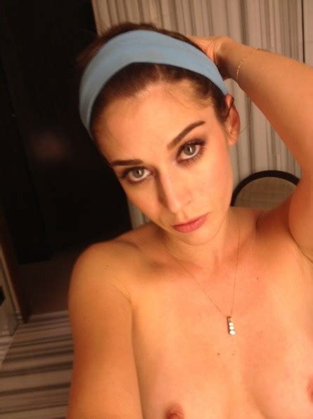 Lizzy Caplan Nude Leaked Photos The Fappening