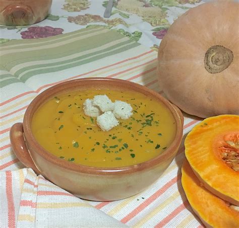 Vellutata Di Zucca E Patate Senza Glutine Una Pigra In Cucina