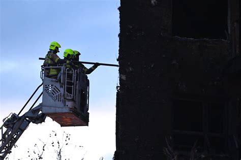 En Directe Troben La Desena V Ctima Mortal De L Incendi De Campanar