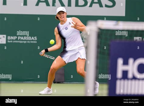 Iga Swiatek Seen In Action During The First Round Match Bnp Paribas