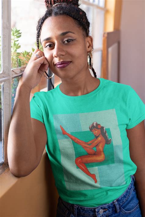 Pinup Art Tee Sexy Nude Tshirt Retro Style T Shirt Vintage Style Naked Pin Up Silk Stockings