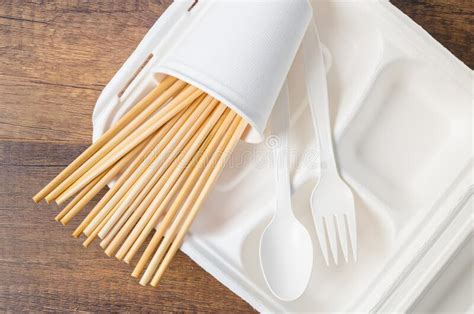 Biodegradable Food Box With Stop Global Warming Tag Stock Image Image