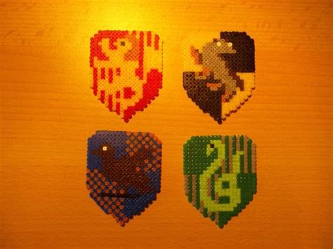 Mini Perler Hama Bead Gryffindor Slytherin Hufflepuff And Ravenclaw