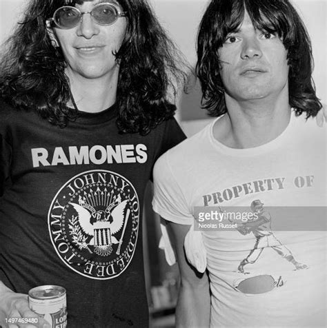 Dee Dee Ramone Photos And Premium High Res Pictures Getty Images