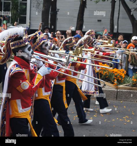 trumpet players Stock Photo - Alamy