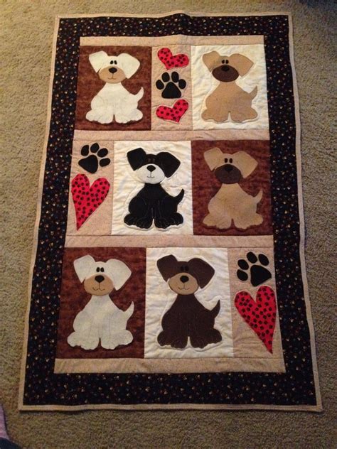 Pin by Melinda O'Connor on Quilts & Sewing | Animal quilts, Applique ...