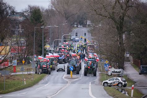 Masowe Protesty Rolnik W Szykuje Si Parali Komunikacyjny Wiele Dr G