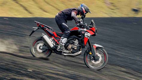 Honda Crf L Africa Twin Unveiled Iamabiker Everything