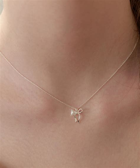 Musinsa Tatiana Silver One Side Heart Ribbon Necklace Nz