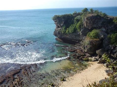 Lupakan Kuta Ini Pantai Anti Mainstream Di Bali Bali Pantai Bali