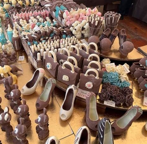 A Pozzuoli La Bella Festa Del Buon Cioccolato Artigianale Napoli Da