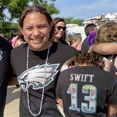 Taylor Swift Philadelphia Eagles Shirt ⋆ Vuccie