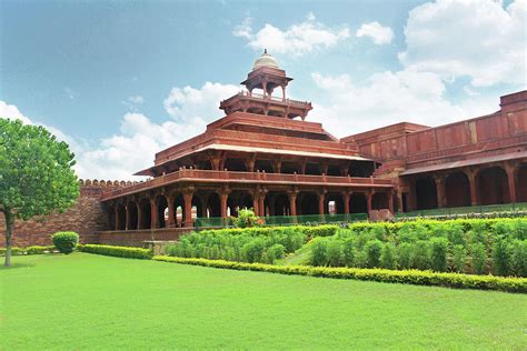 Hava Mahal Fatehpur Sikri Photograph By Saurabh Mandaknalli Pixels