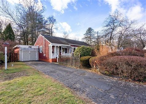 11 Fernwood Rd Southwick Ma 01077 Zillow