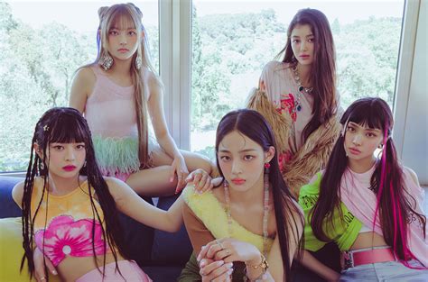 HYBE ADOR S New Girl Group NewJeans Unveils Solo Group 51 OFF