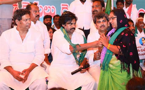 Pawankalyan Visit To Rayapudi Village In Amaravathi Capital Region