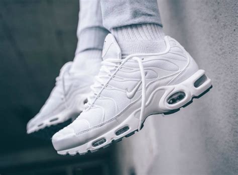 Faut Il Acheter La Nike Air Max Plus Blanche Triple White 604133 139