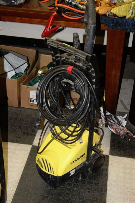 KARCHER 330 PRESSURE WASHER