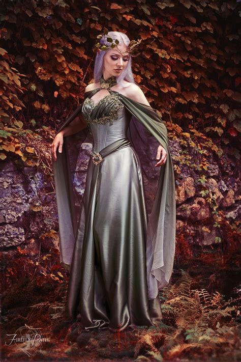 Elven Bridal Gown And Cape Etsy Elven Dress Fantasy Clothing Fantasy Dress